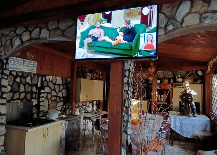 Tarra Garsoniera11 * Μανγκάλια